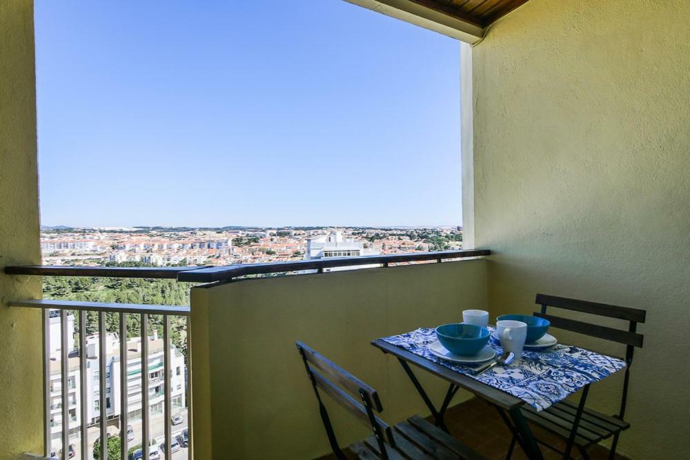 Cozy Studio With Balcony And Beautiful View Daire Cascais Dış mekan fotoğraf